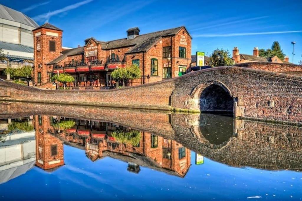 Stylish Jewellery Quarter Apartment Sleeps 4 Birmingham Kültér fotó